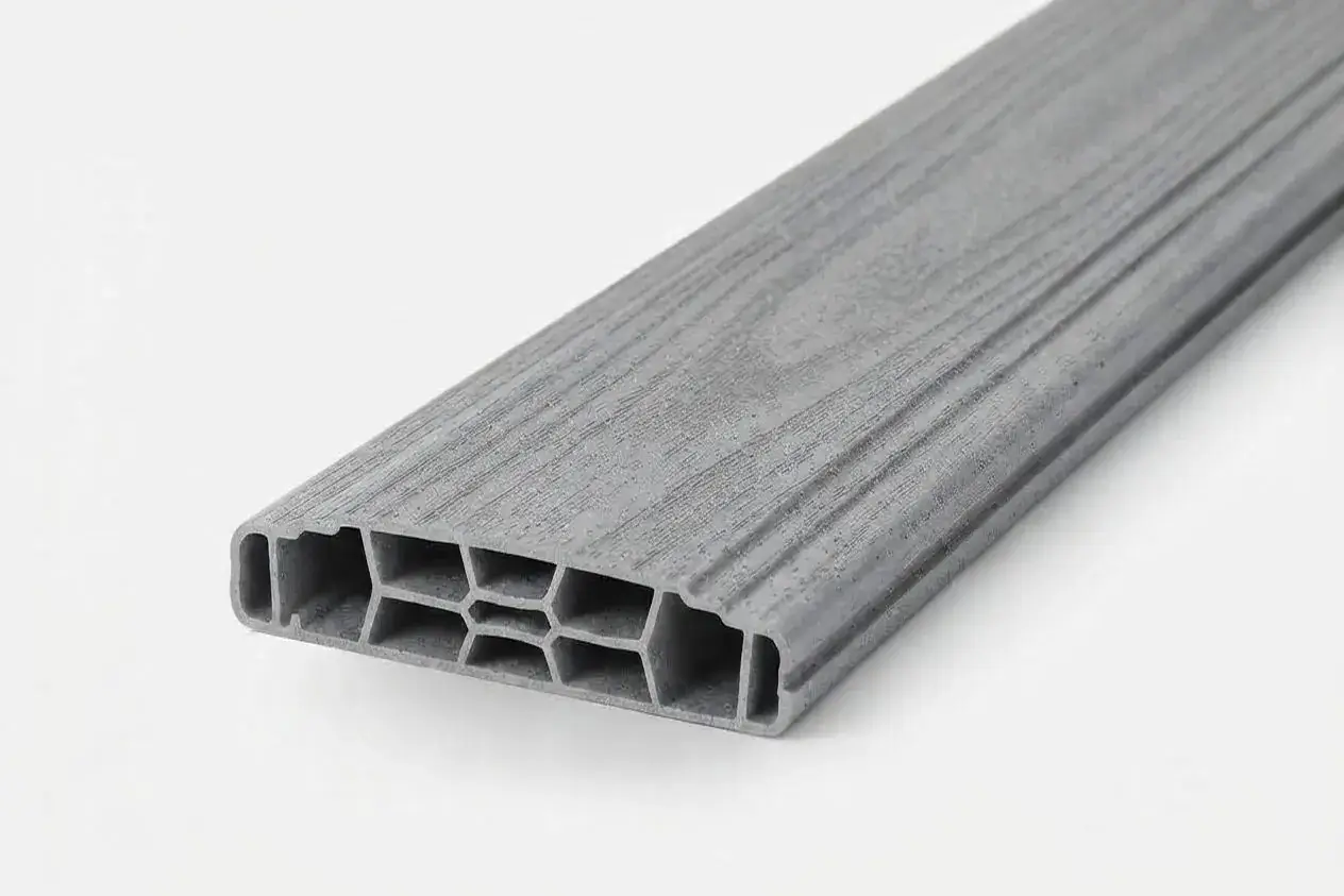 Siva PVC letvica